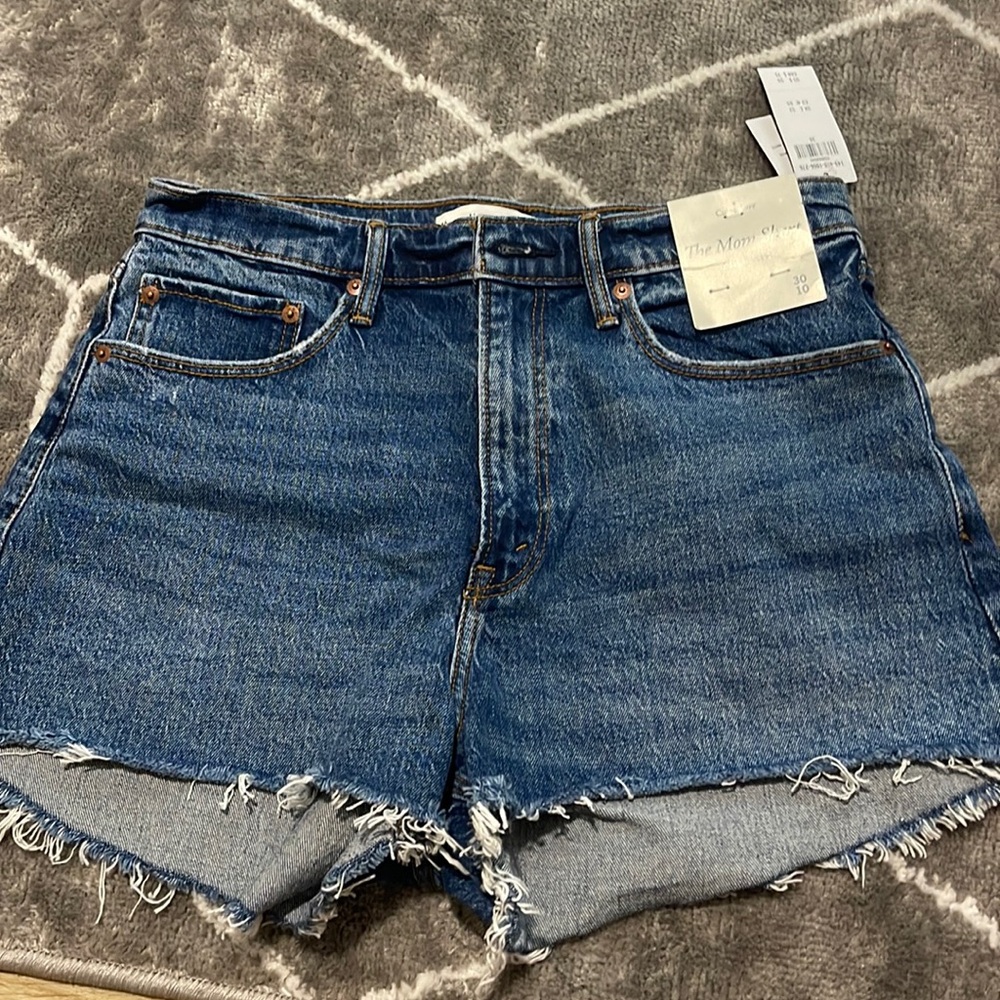 Brand new with tags Abercrombie high rise shorts